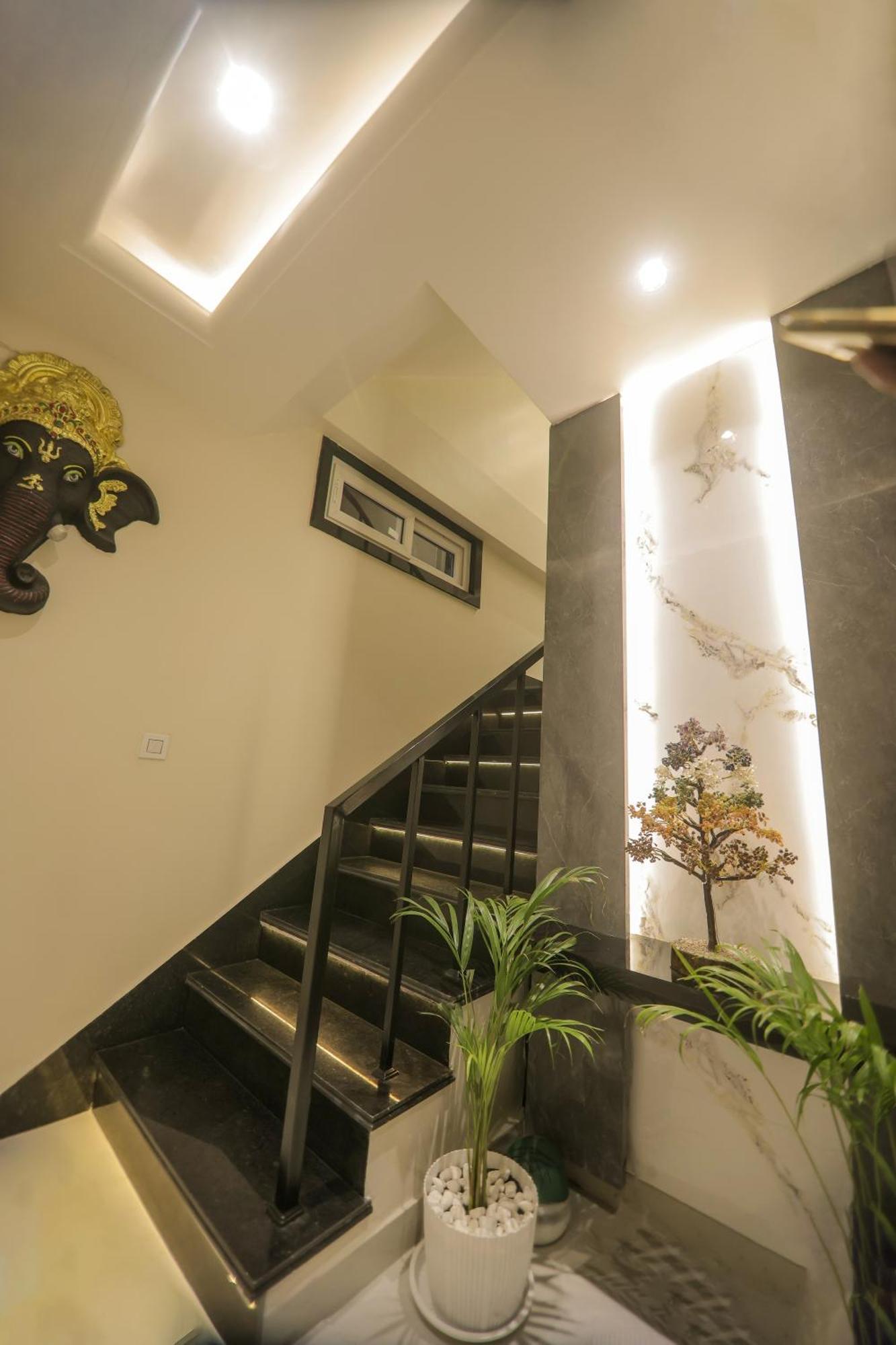 Hotel Hari Dhara, 100 Meters From Har-Ki-Pauri Харидвар Экстерьер фото